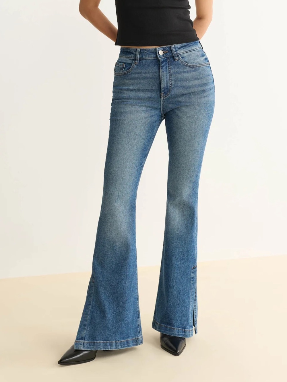 Warp + Weft MIA Flare in Rowdy